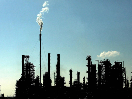 Lindsey Oil Refinery’s Collapse Exposes the Fragile Backbone of U.K. Fuel Infrastructure