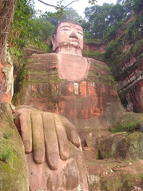 Buda leshan.jfif