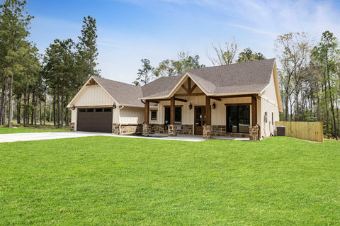 Custom Home – Rolling Pines, Livingston, TX