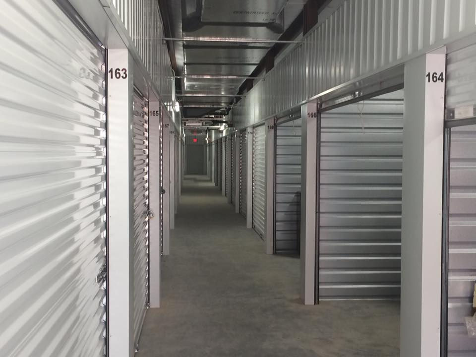 Crossin Storage Units