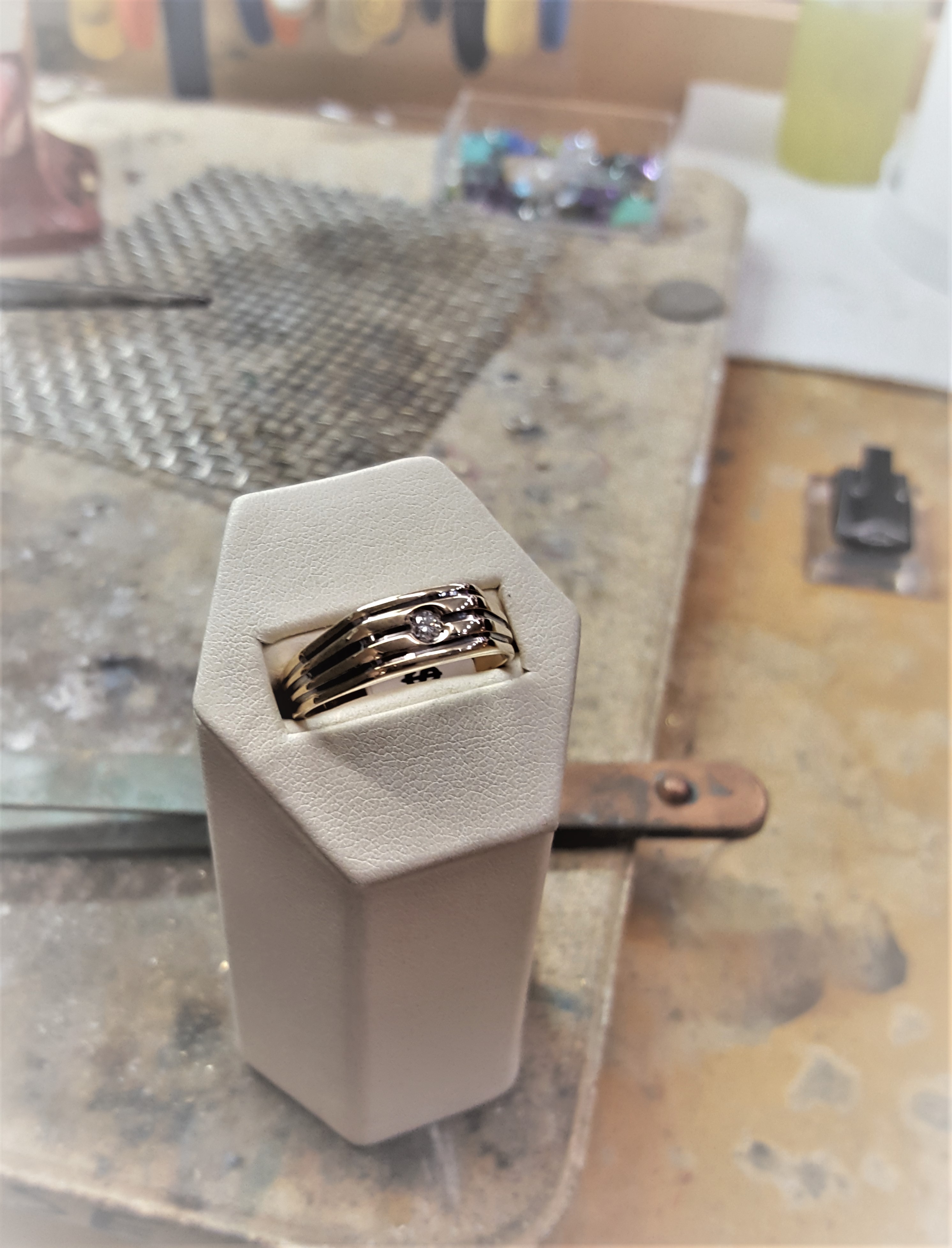 .10ct Diamond Band