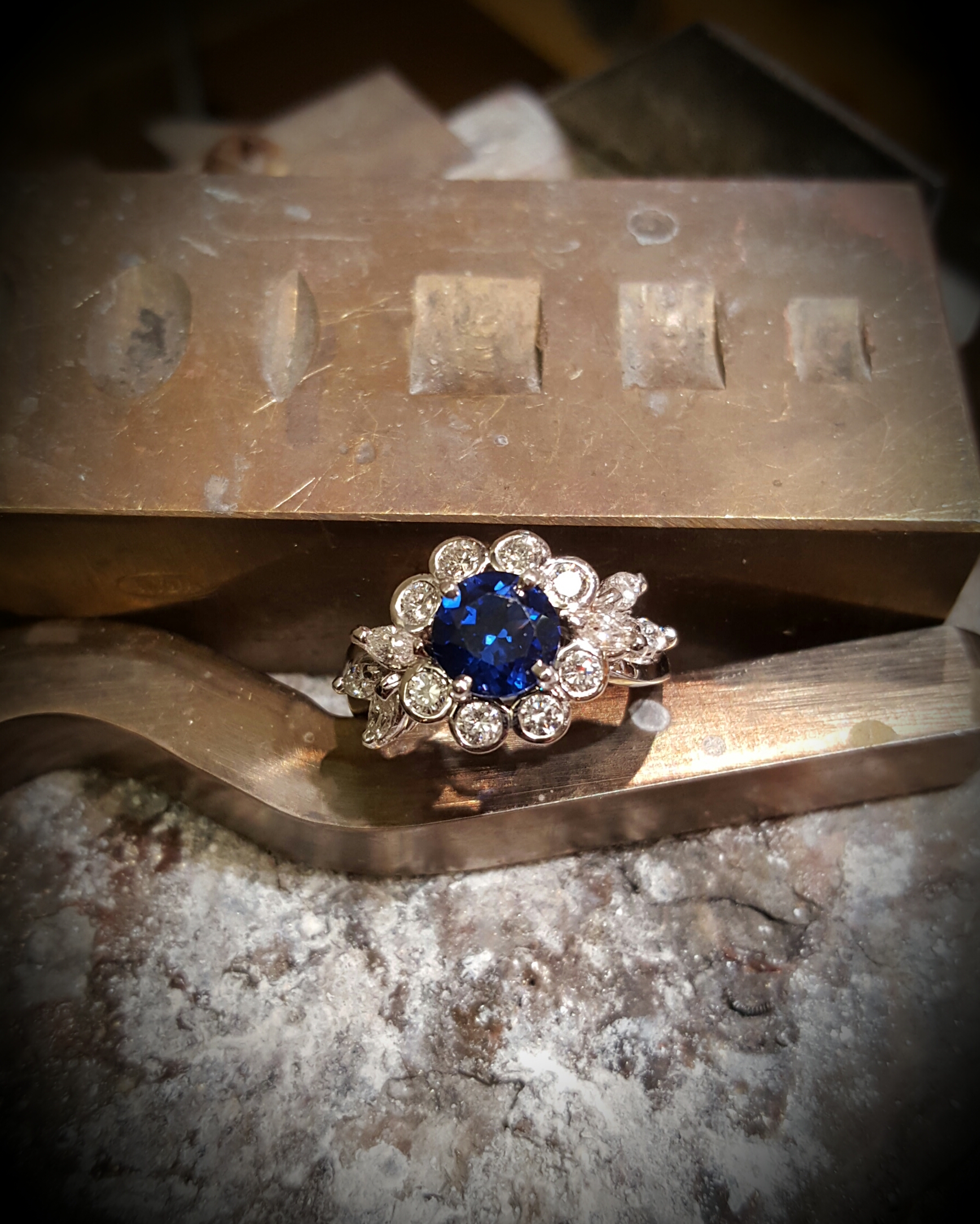 1ct Sapphire & 1ctw Diamonds