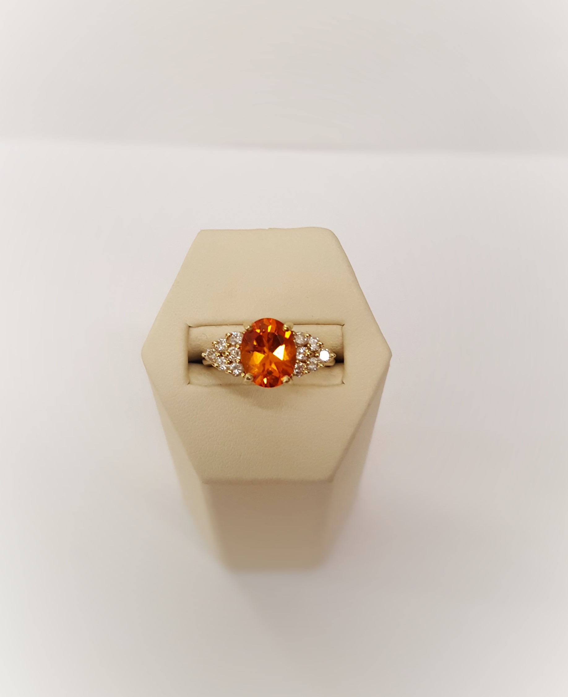 3.85ct Orange Sapphire & Diamonds