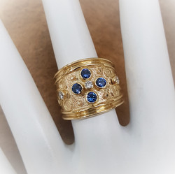 Ceylon Sapphire Etruscan Style