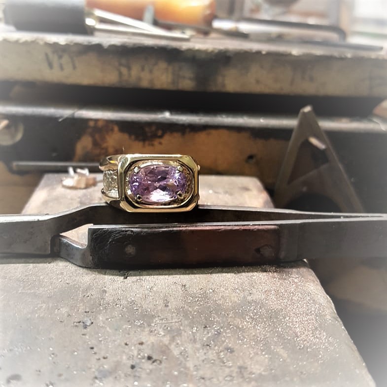 4.56ct Kunzite
