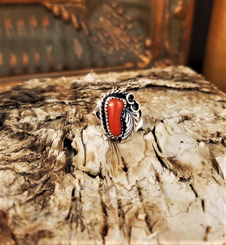 Justin Morris Feather & Coral Ring