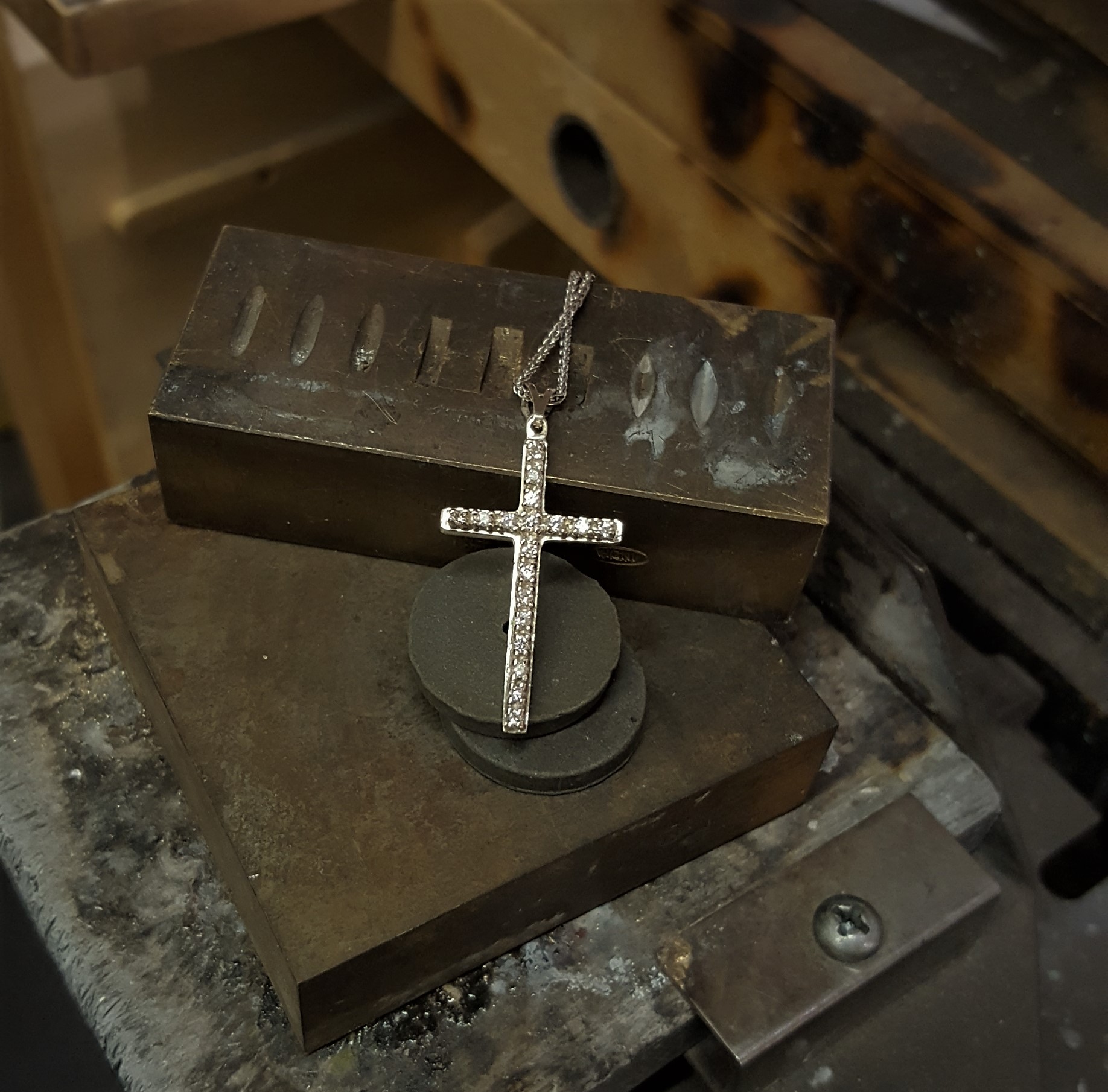 Diamond Cross 1.5" Long