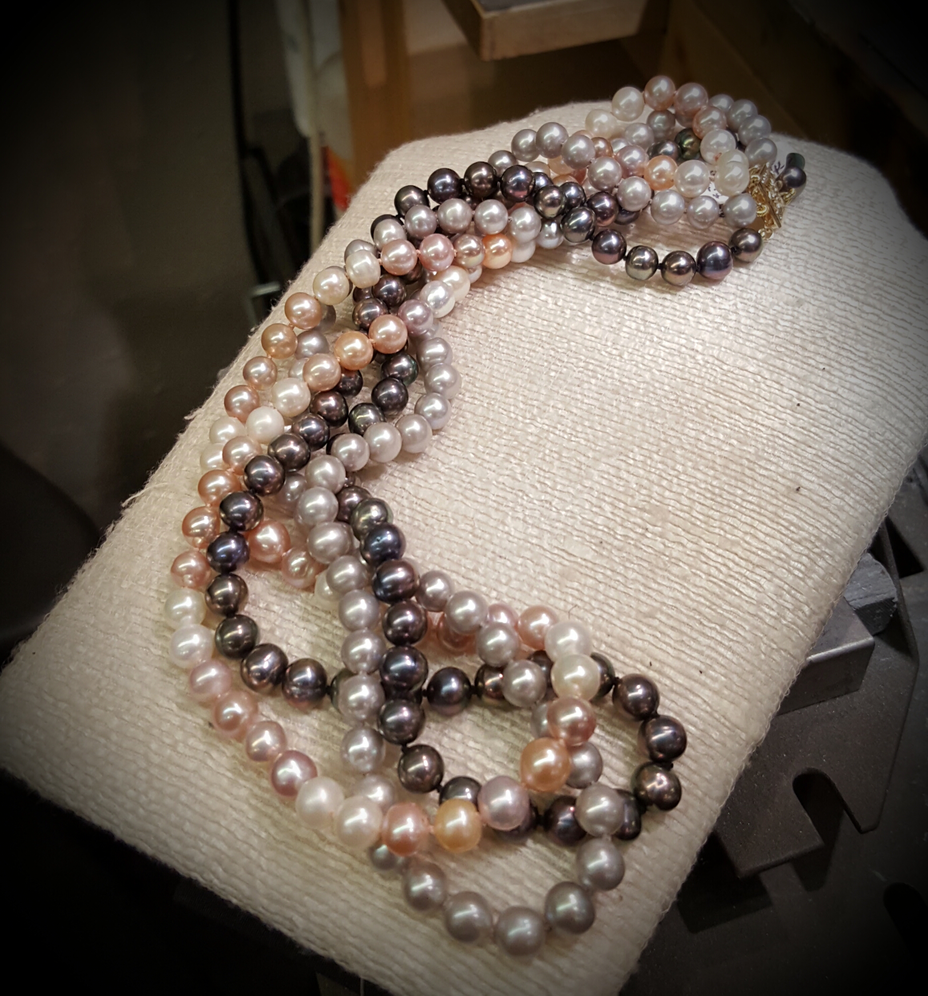 18" 3-Strand Cultured Pearls