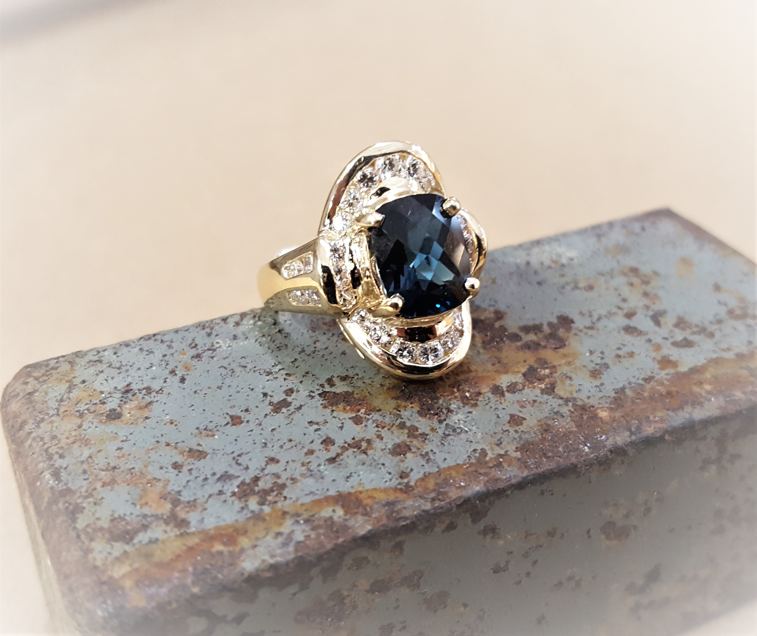1.12ct AAA London Blue Topaz