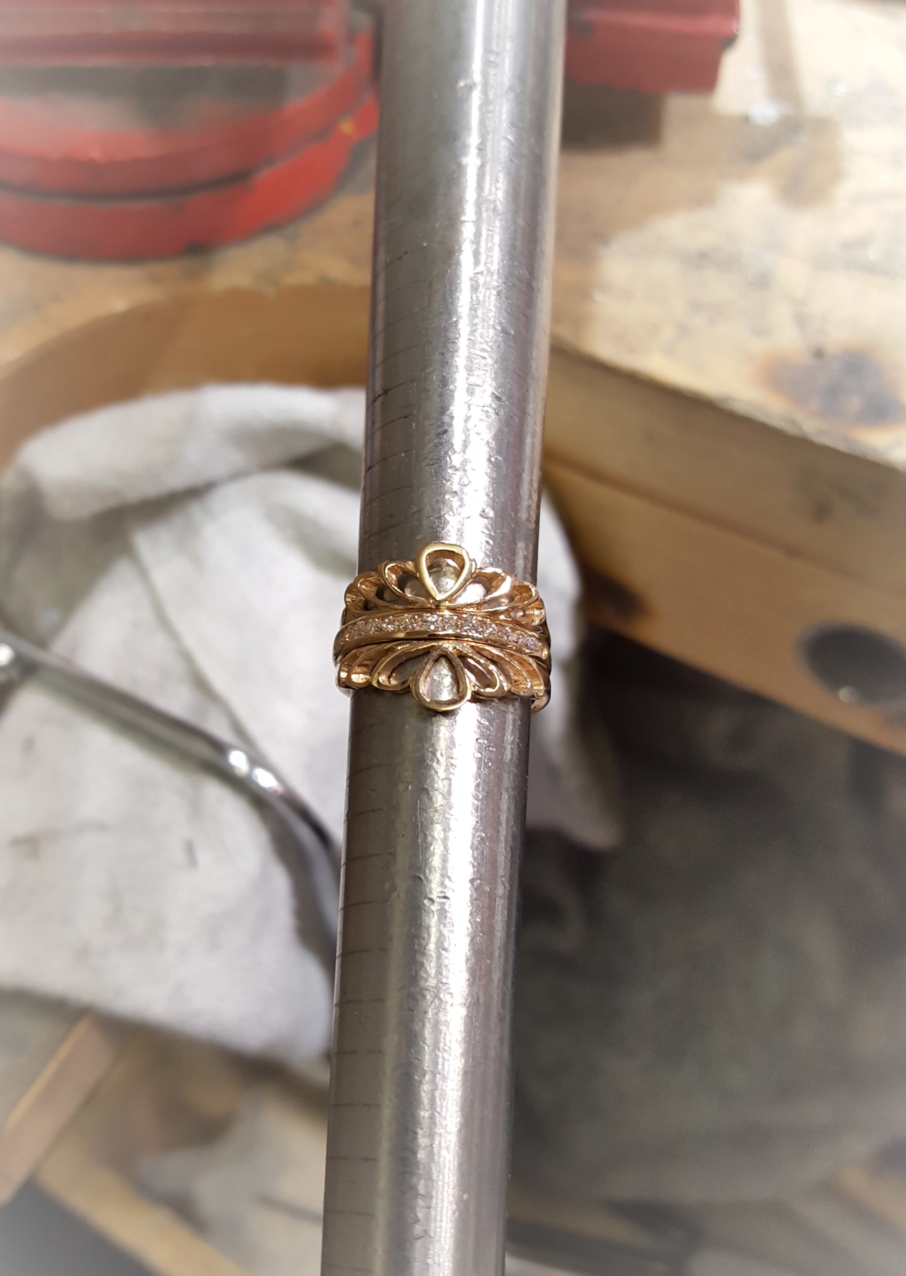 .30ctw Diamonds with Openwork Floral