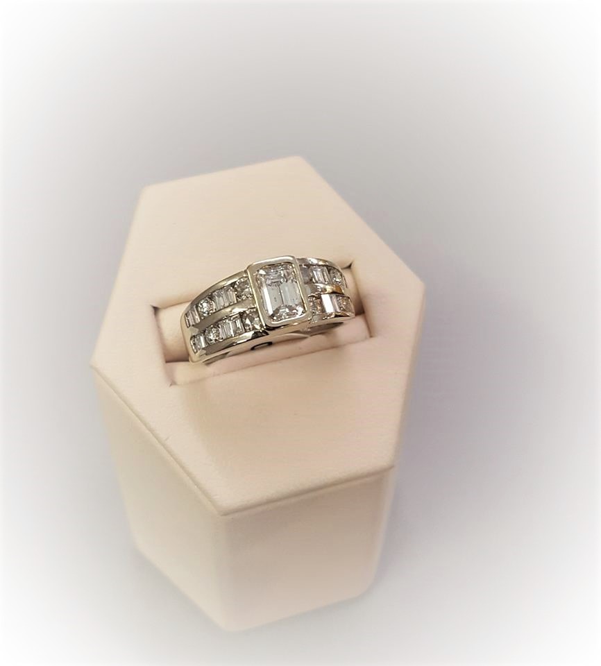 1.55ctw Wedding Band