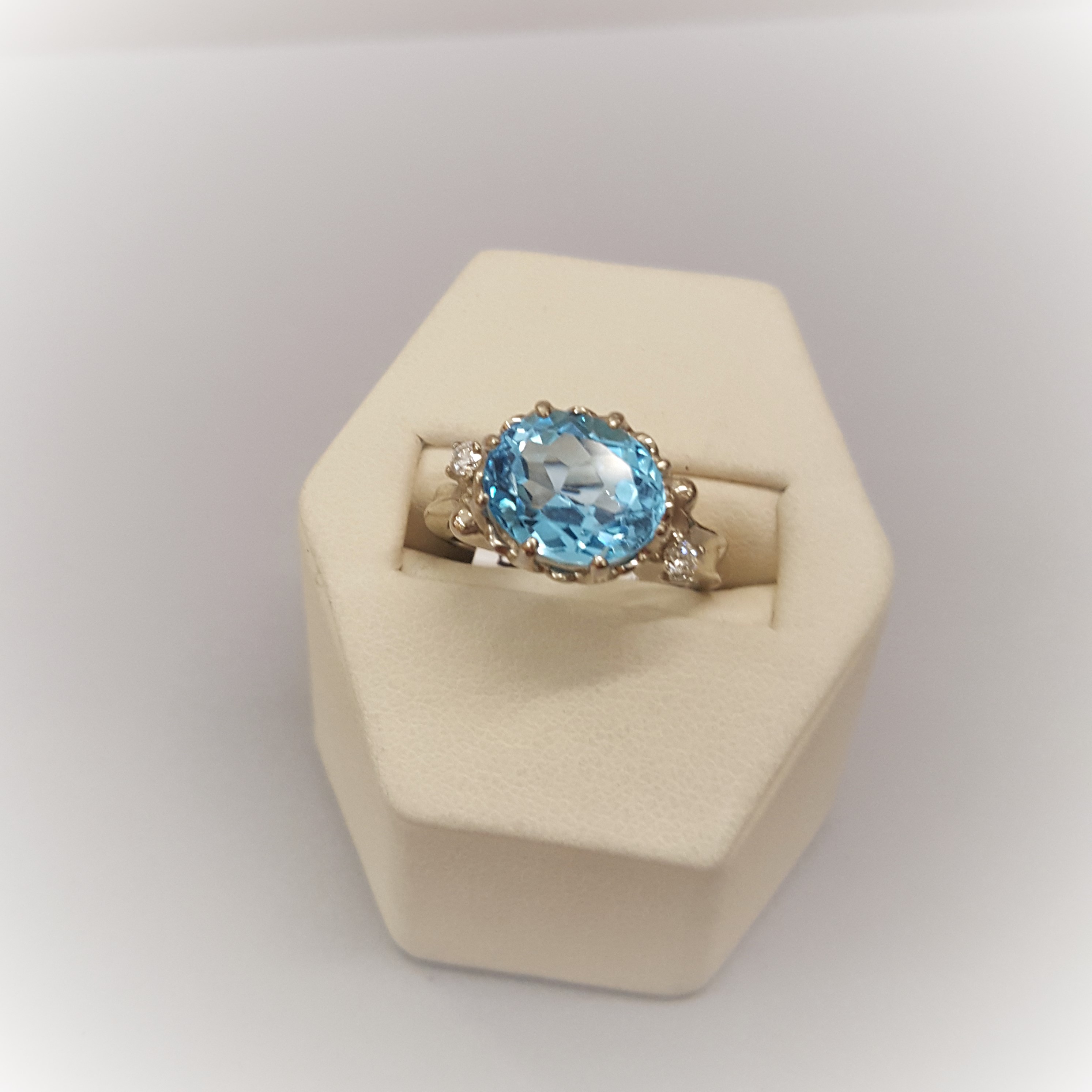 Blue Topaz with .10ctw Diamond