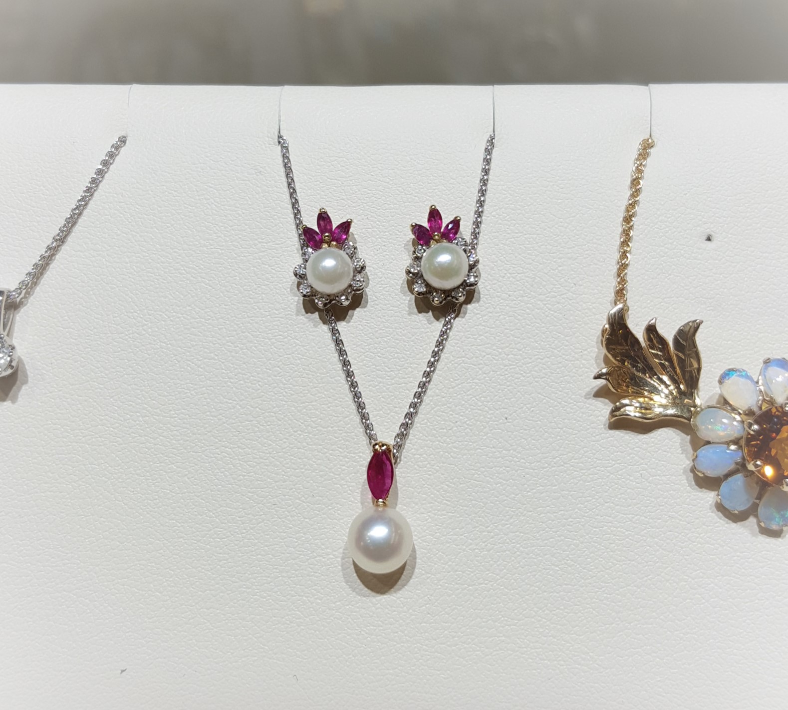 Pearl, Ruby & Diamond Set