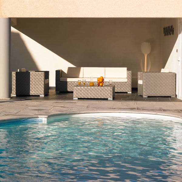 SALON DE JARDIN - CAVALO