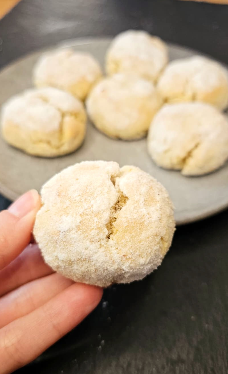Jednoduché kokosové crinkles