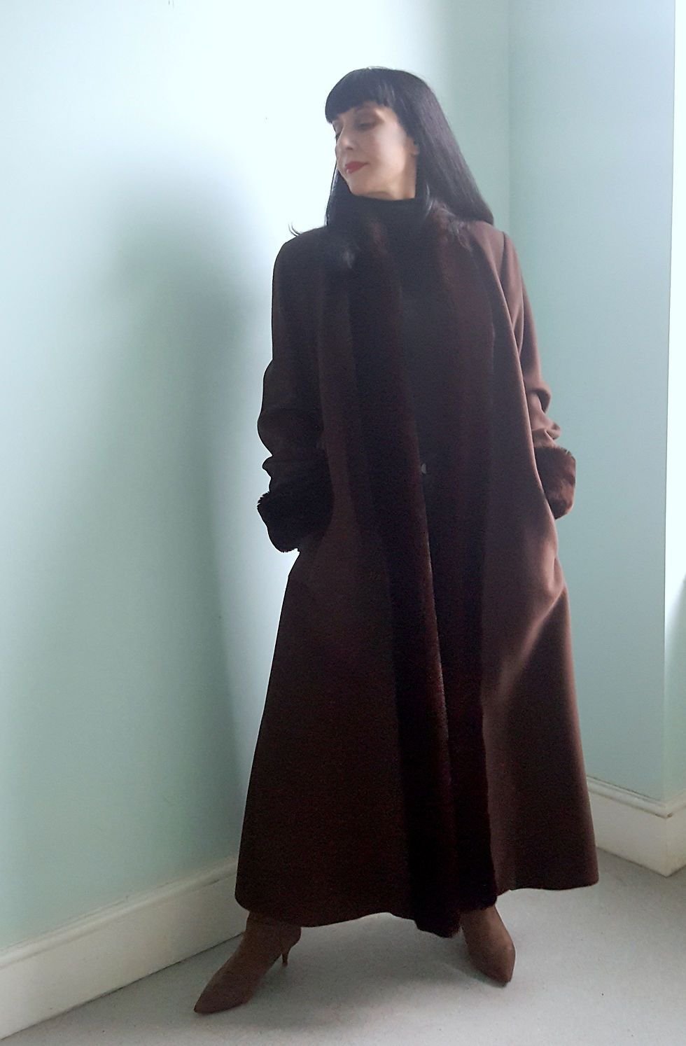 Thumbnail: Iconic Mansfield Cashmere Wool & faux fur coat