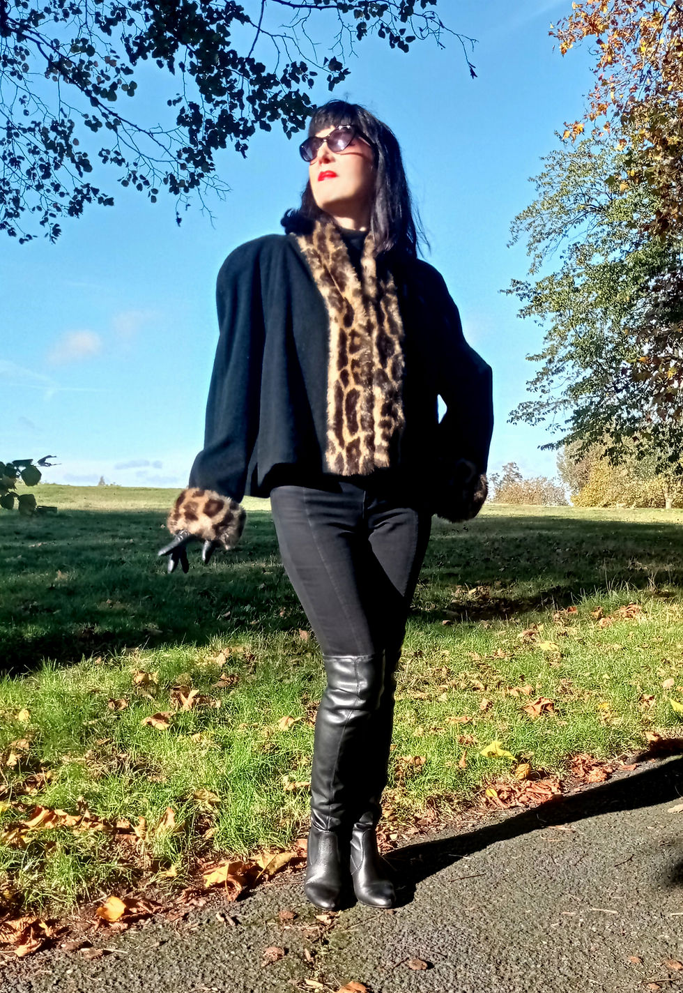 Thumbnail: Vintage Mondi 'Peg Bundy' Katy Sagal Black virgin wool & leopard faux fur jacket