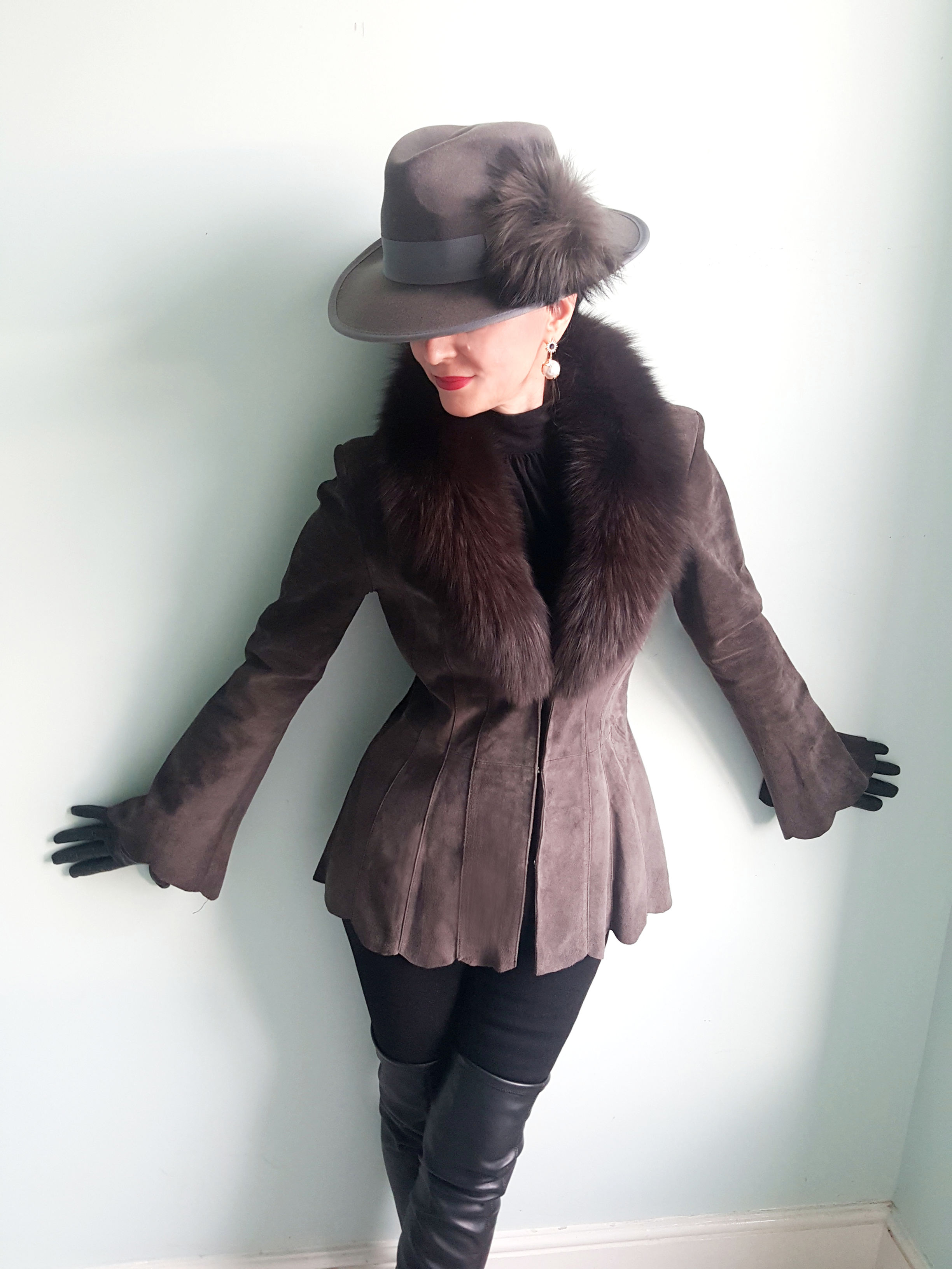 Vintage grey real leather suede flare sleeve scalloped jacket fox fur collar