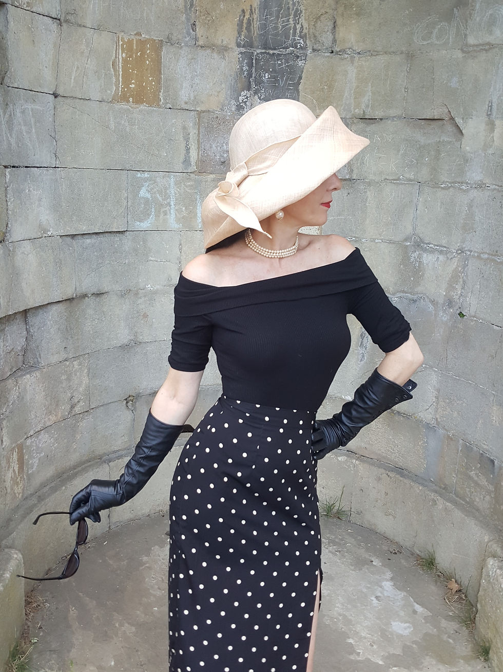 Thumbnail: Gabriela Ligenza designer colonial style architectural sun hat