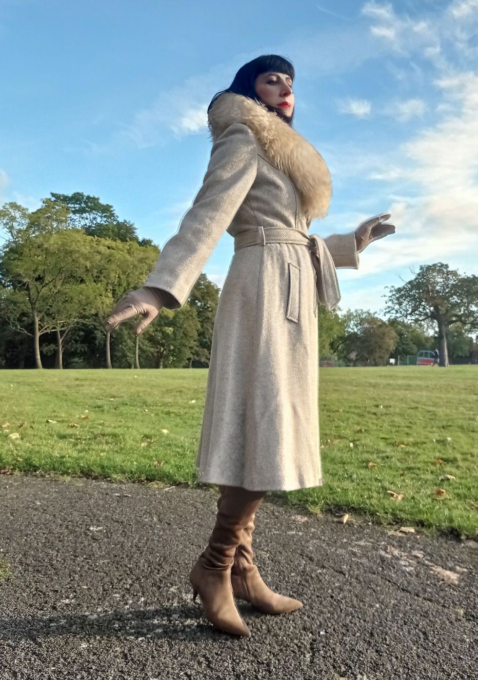 Thumbnail: Vintage 1970s iconic fawn oatmeal wool sheepskin fur collar fit flare coat