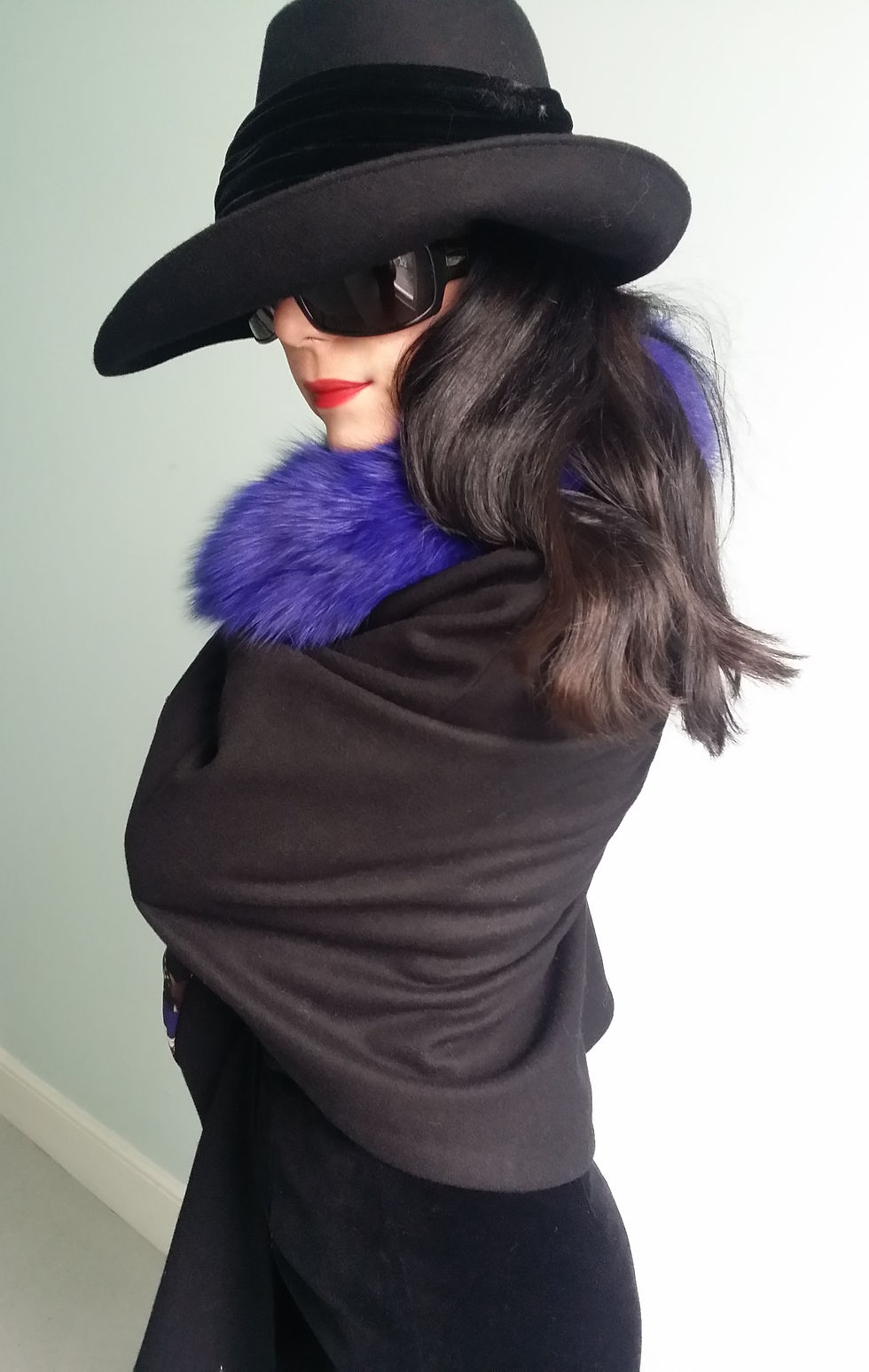 Thumbnail: Luxury Cashmere Montpelier Wrap with Pop Art lining
