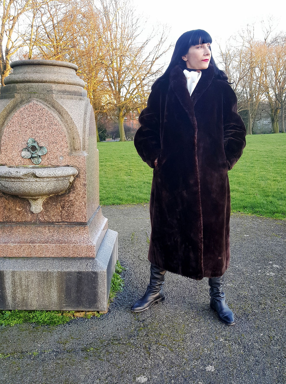 Thumbnail: Vintage dark brown faux fur coat