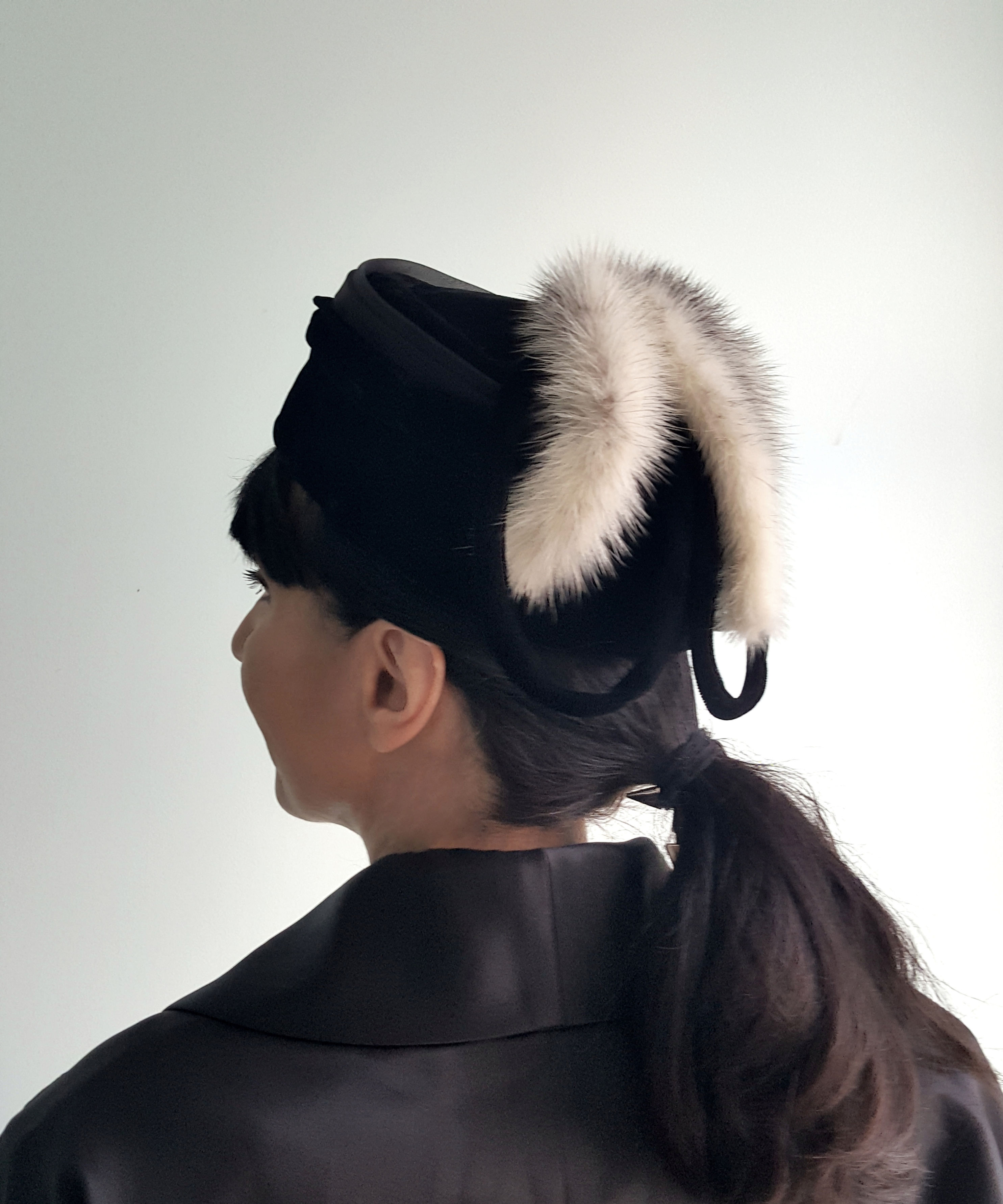 Vintage black velvet pill box hat with Black cross mink tails