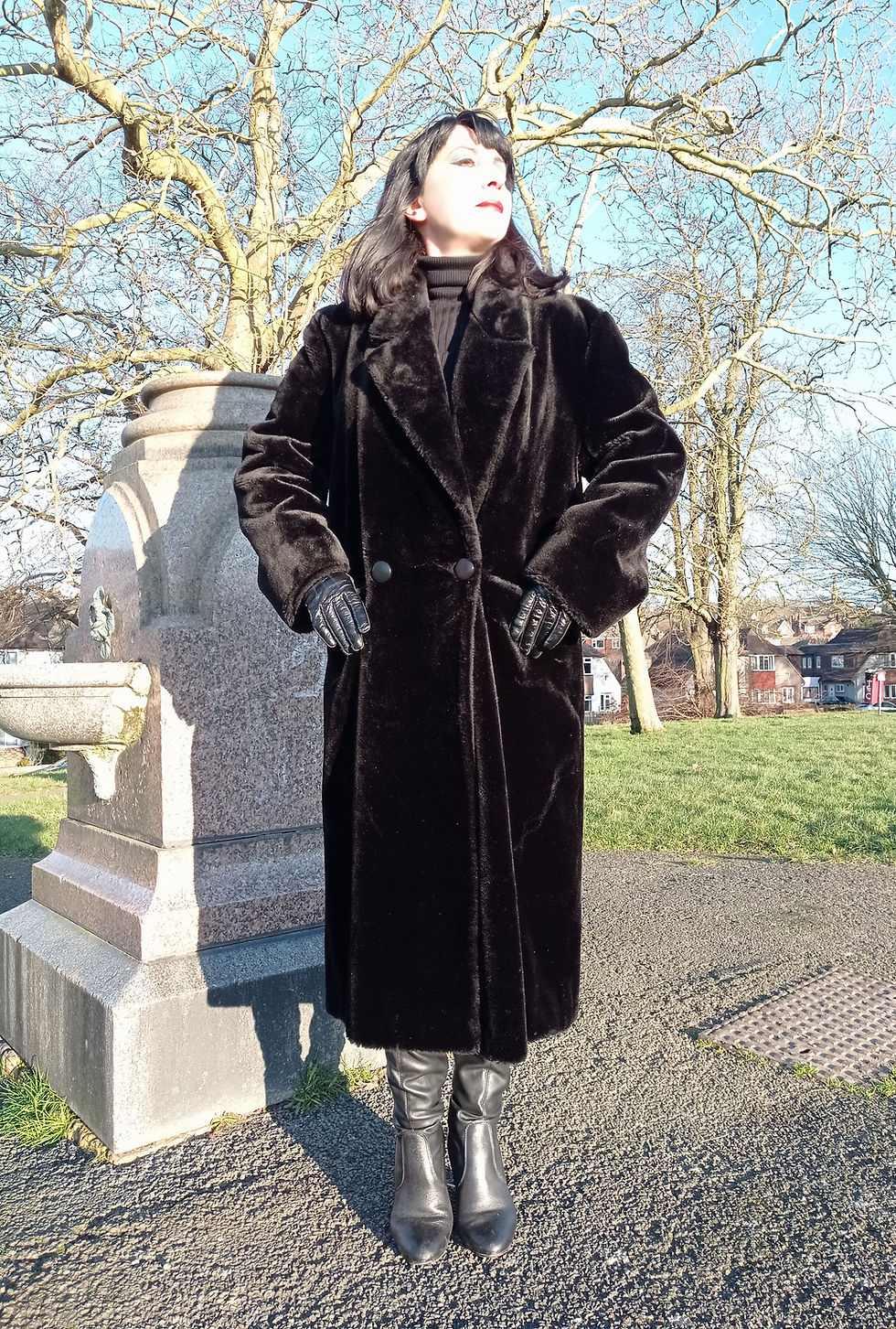 Thumbnail: Vintage Goth 1980s 1990s luxury faux fur Apparence long straight black coat