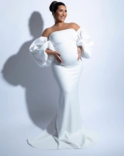 White Ruffled Sleeves Maternity Shoot Trail Gown Size (All)