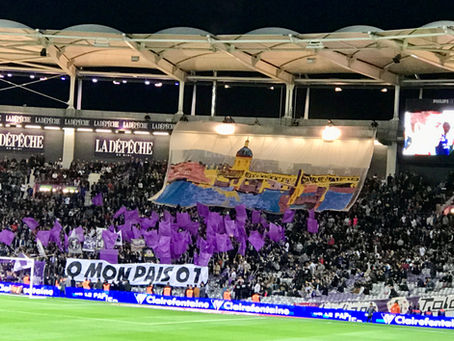 Des TIFOS d'extra terrestre