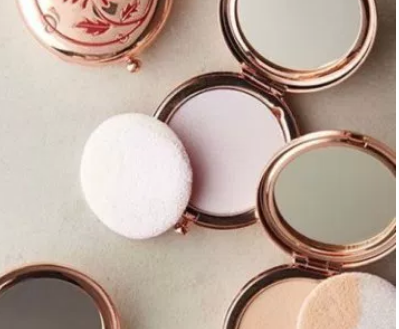 The 10 Best Powder Foundations For Acne Prone Skin That Are Both Drugstore and High End!