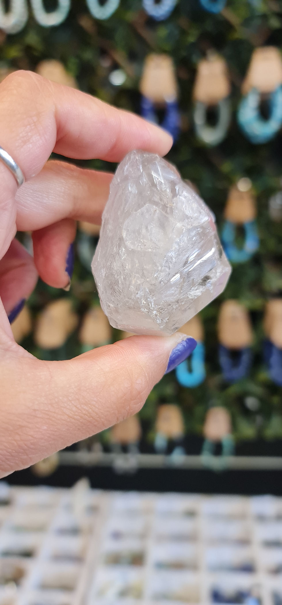 Fenster Quartz Chunk Rough side left