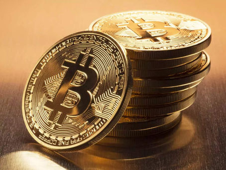 Bitcoin Stands Firm Above $71K, Wormhole (W) Soars 12%