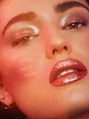 Anna_makeup_lab_photographic 24