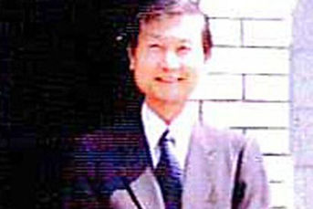 亀谷 純三