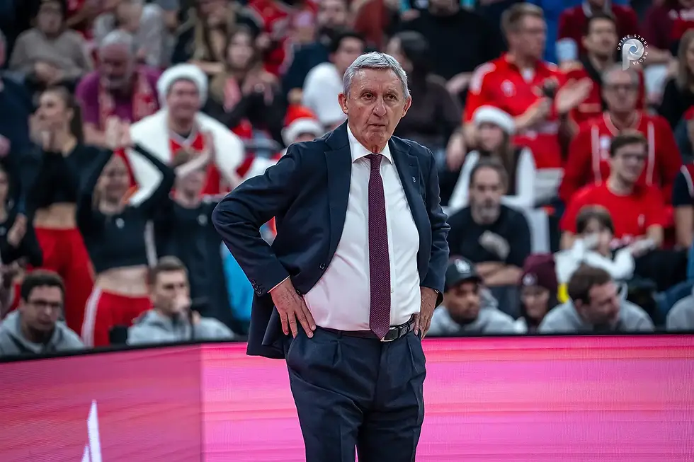  legendary Svetislav Pešić coaching FCB