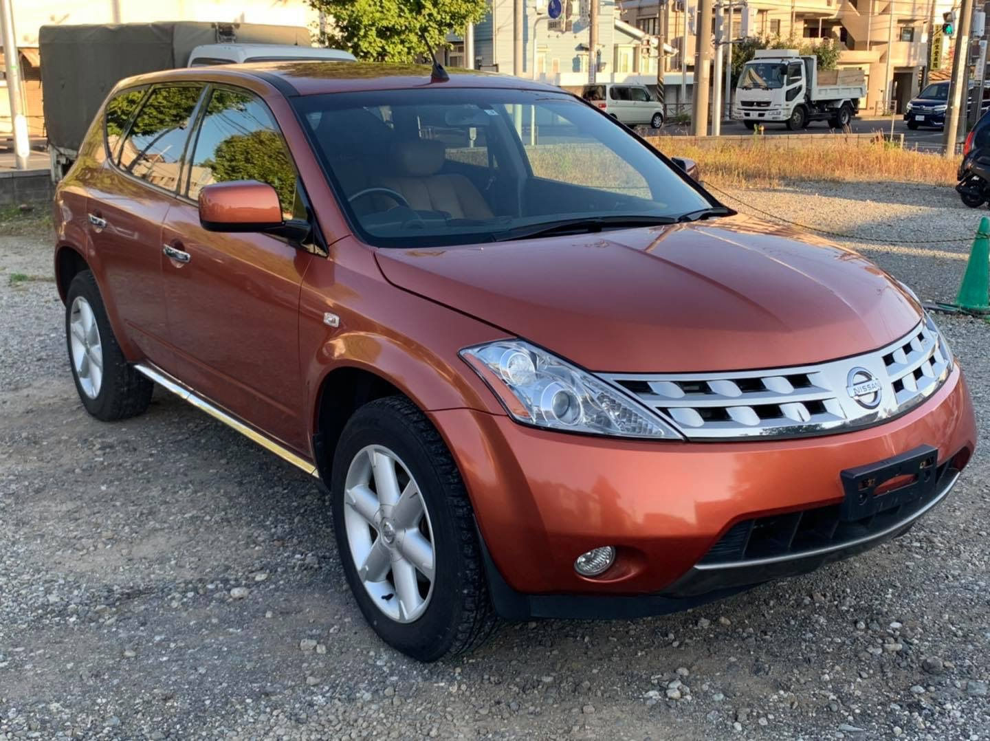 Nissan Murano Orange