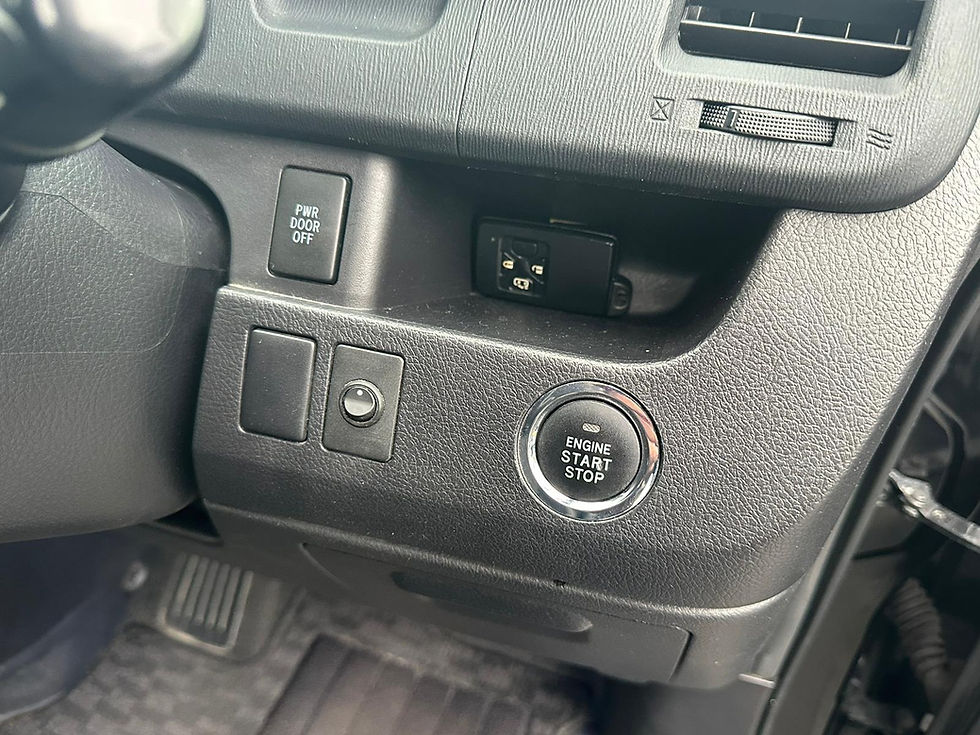 サムネイル： Toyota Voxy ZS 2011