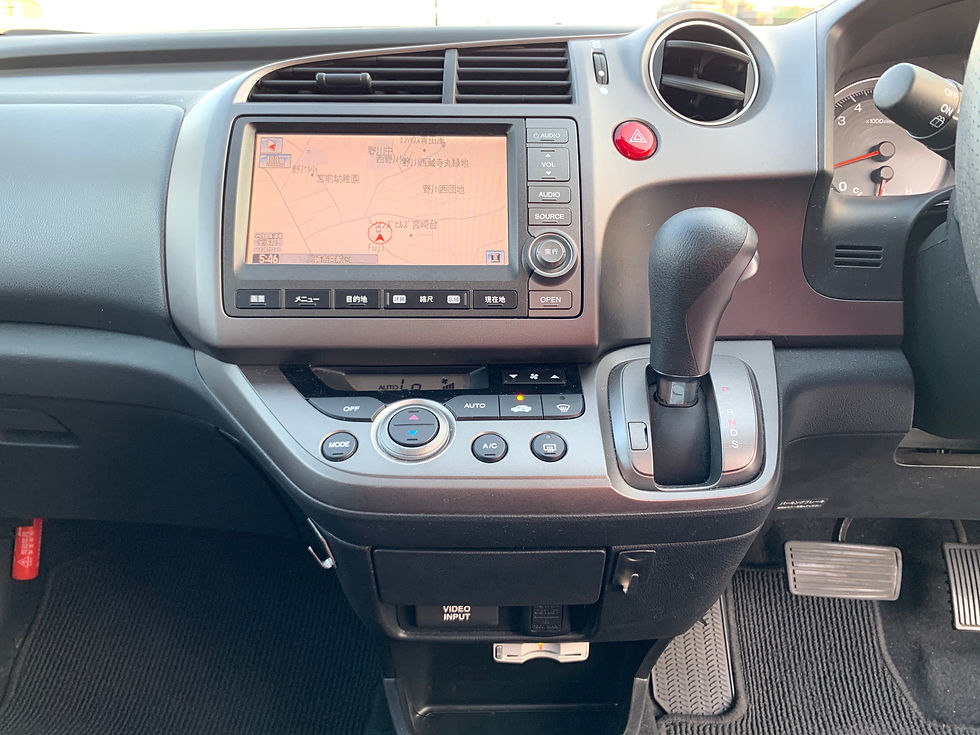 サムネイル： Honda Stream Black RSZ