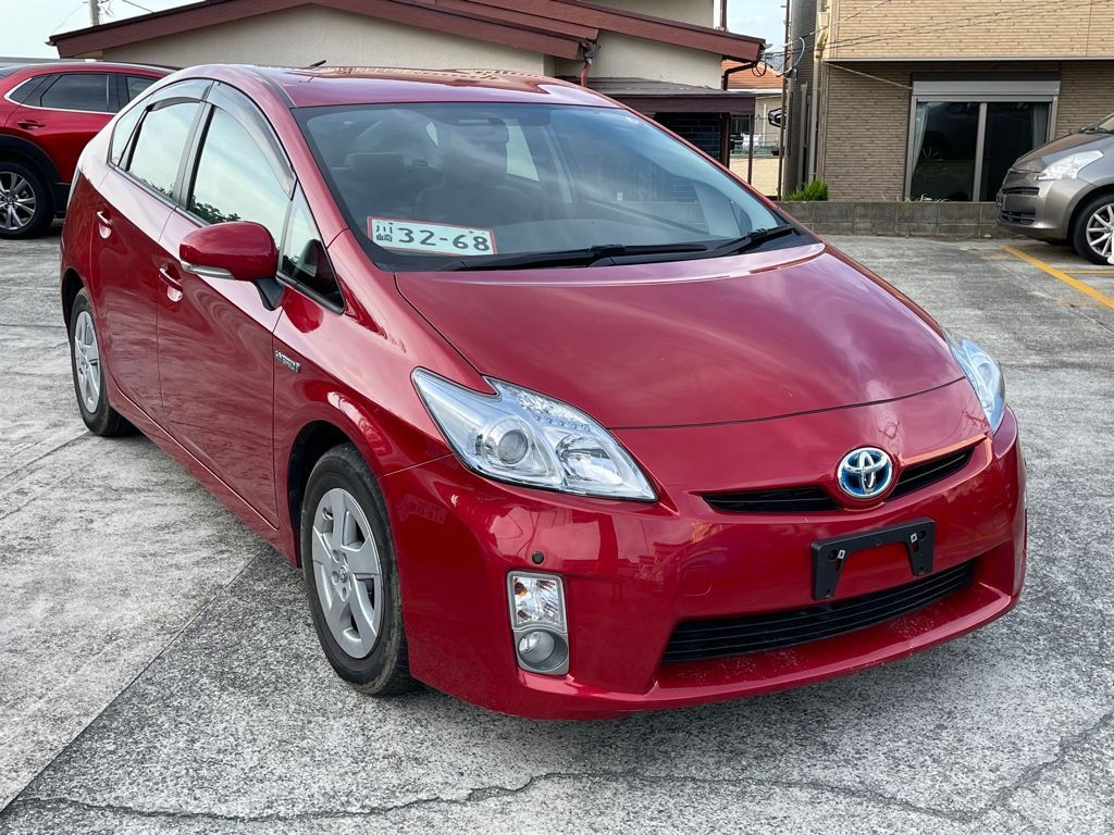 Toyota Prius Hybrid 2010 Red