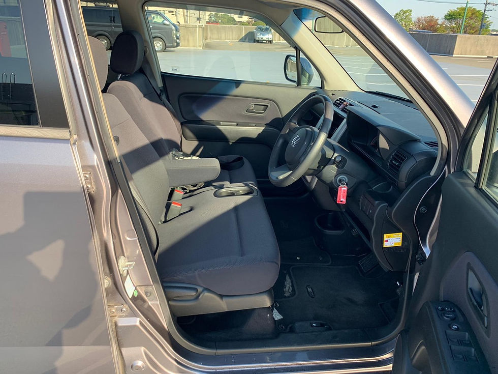 Thumbnail: Honda Zest Gray Metallic 