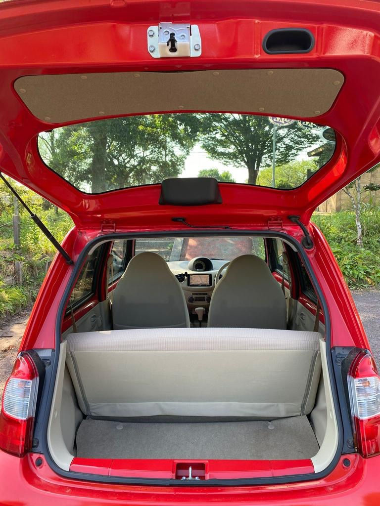 Thumbnail: Daihatsu Esse 2009 Red