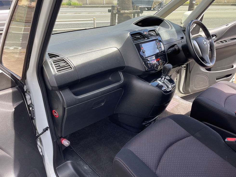 Thumbnail: Nissan Serena Highway Star S-Hybrid V Aero Mode 2013