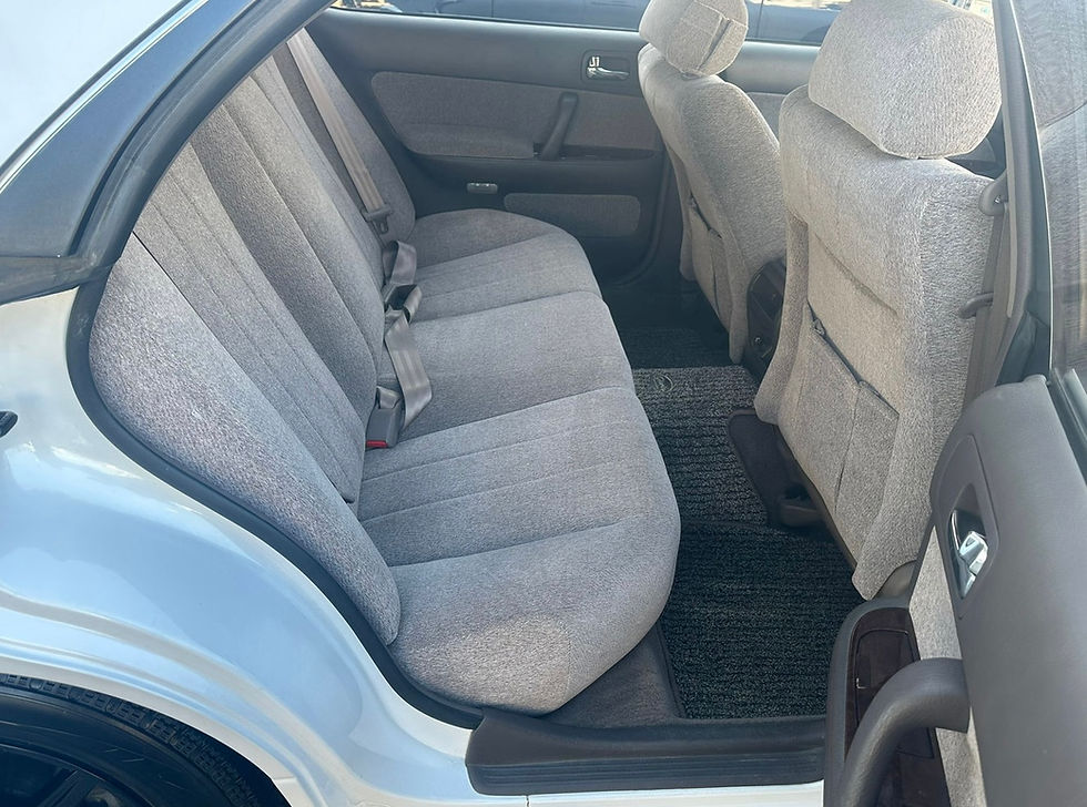 サムネイル： Nissan Gloria Brougham J 1996