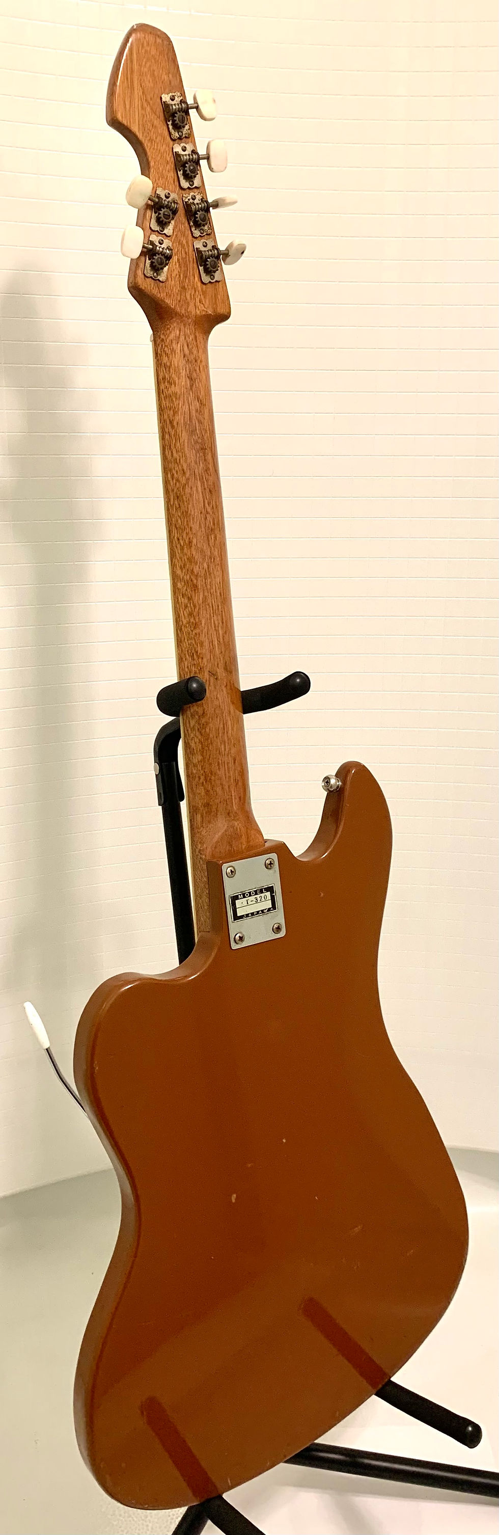 Thumbnail: 1960's Teisco Del Rey ET-320