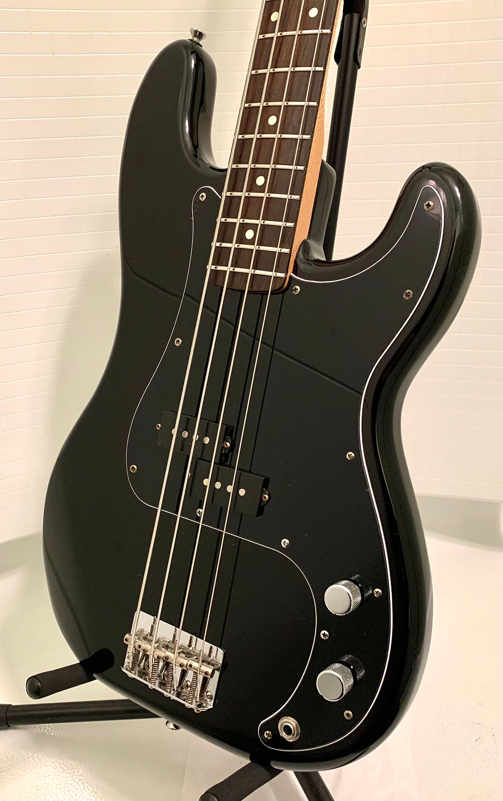 Thumbnail: 1987-1989 Fender Precision Bass PB-562