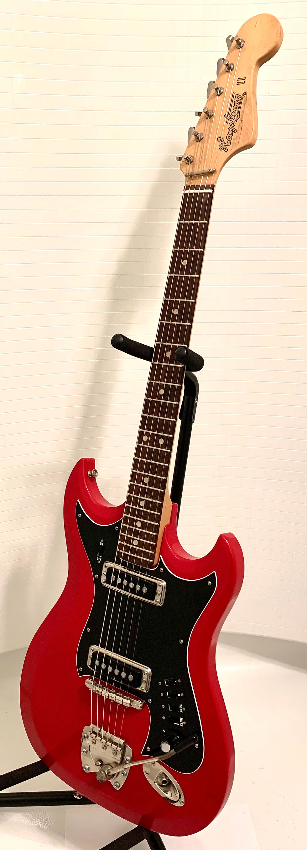 Thumbnail: 1960's Hagstrom II