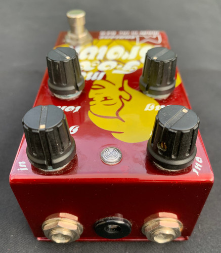 Menatone Ms. Foxy Brown Overdrive | Guitar Galactica