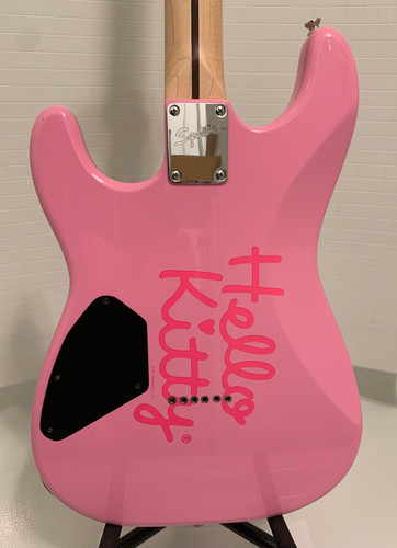 2006 Fender Squier Hello Kitty Stratocaster | Guitar Galactica