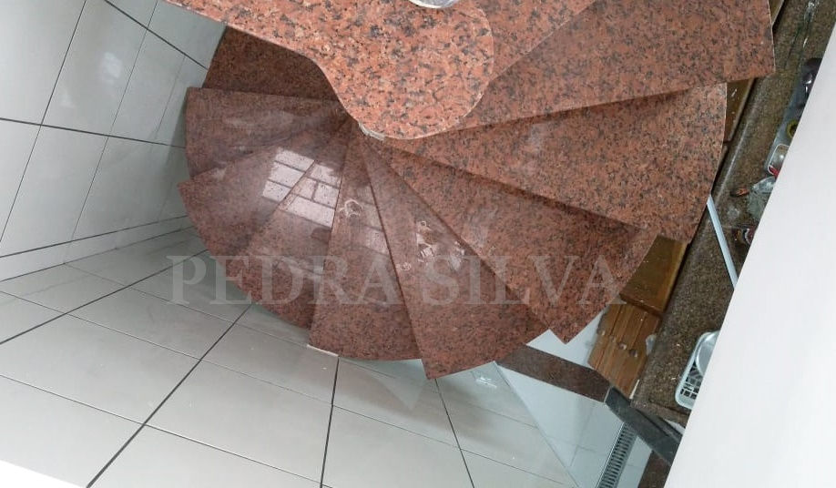 ESCADA GRANITO CAPÃO BONITO